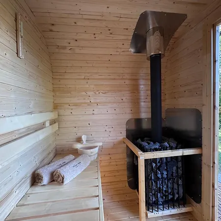 Lena فيلة